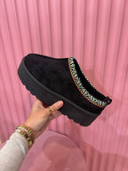 Mule nouama Noir B-390