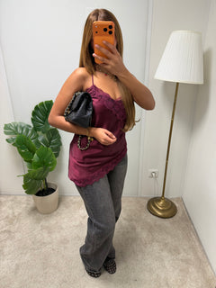 Top a dentelle Rita (modèle court)