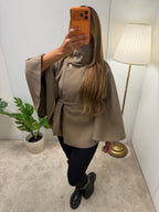 Veste Léa Cape boutonnée col montant