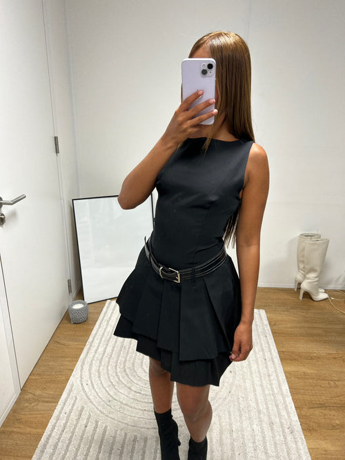 Robe Flora avec ceinture (Noir)