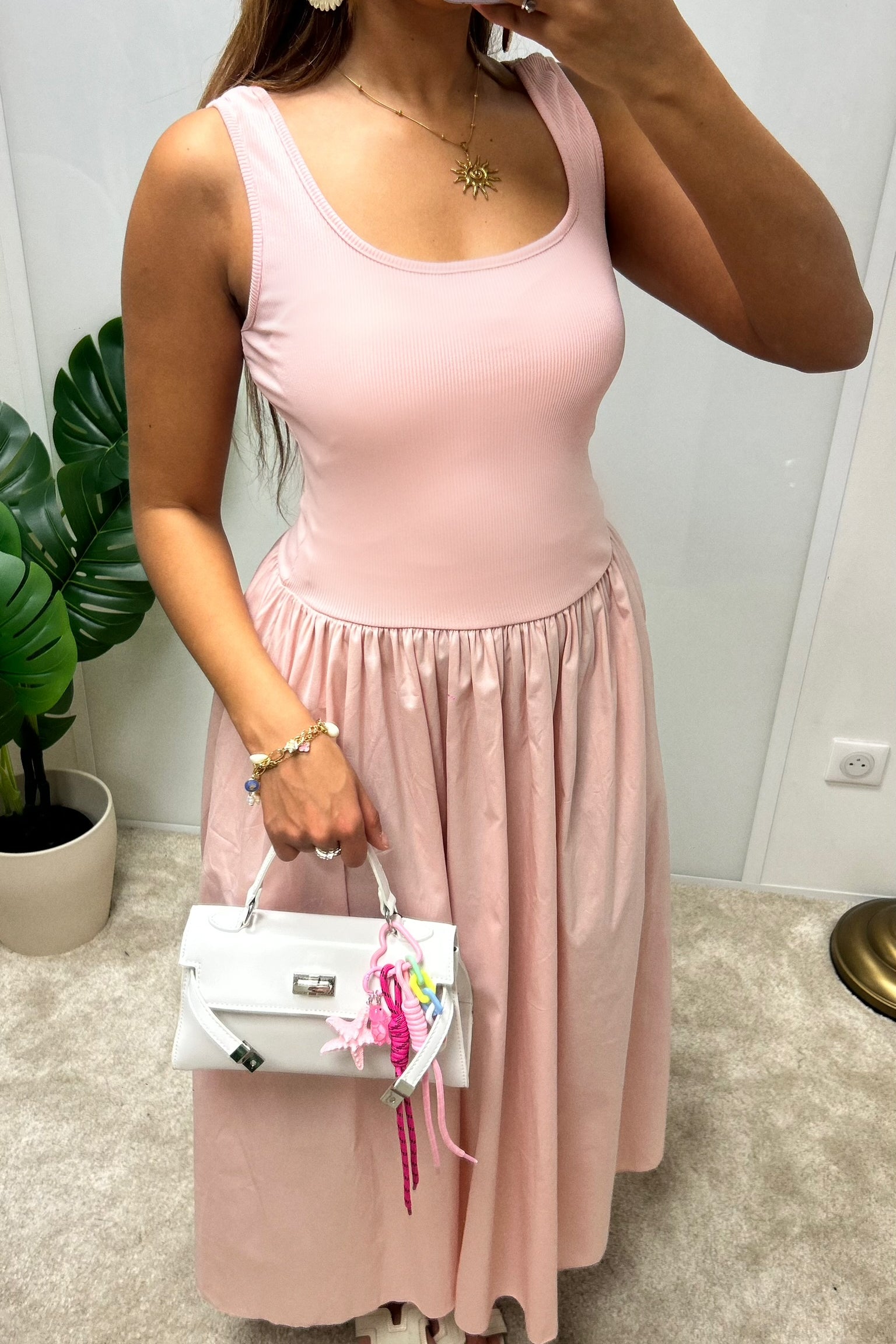 Robe NITA