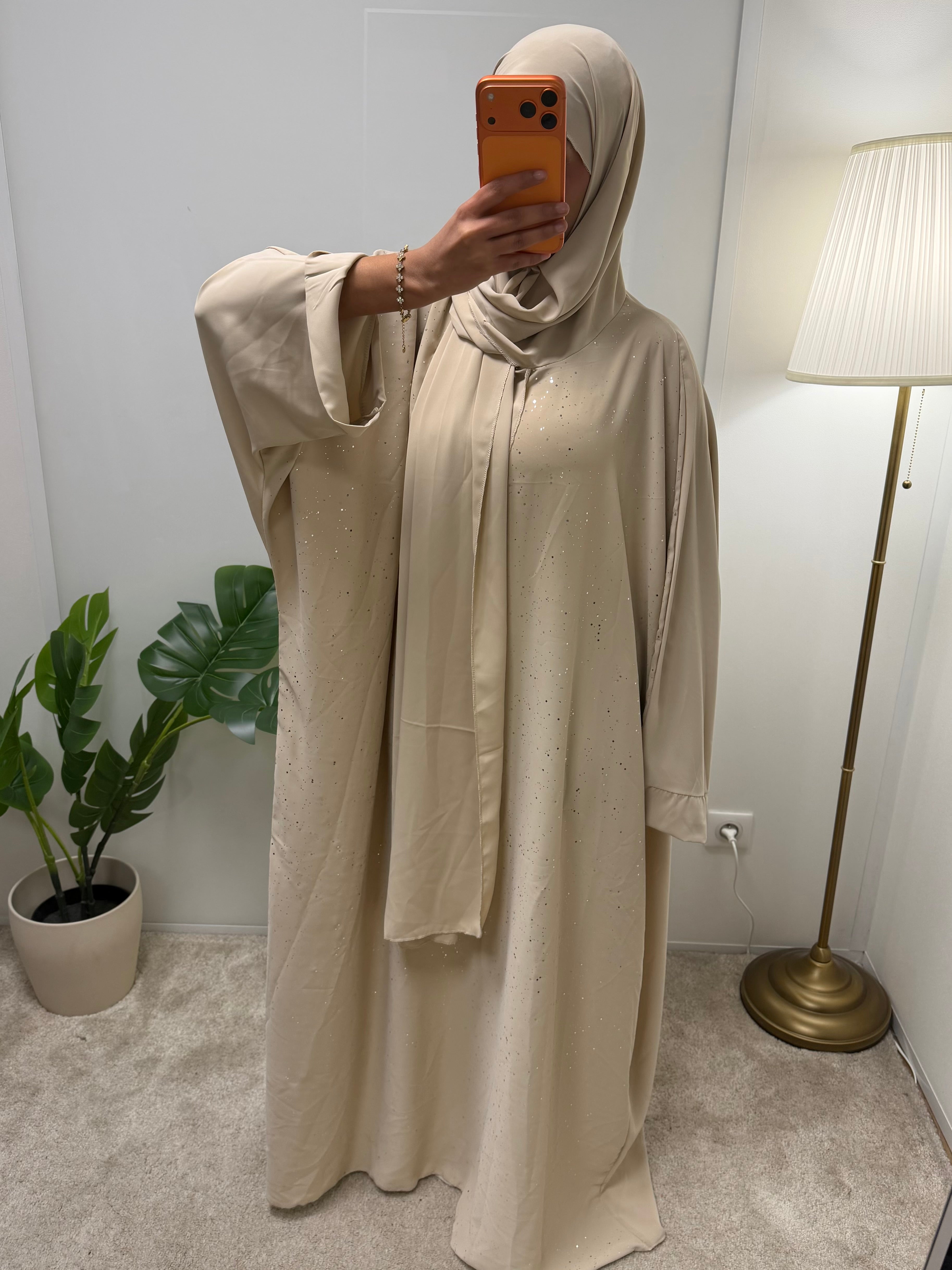 Abaya Zeyna