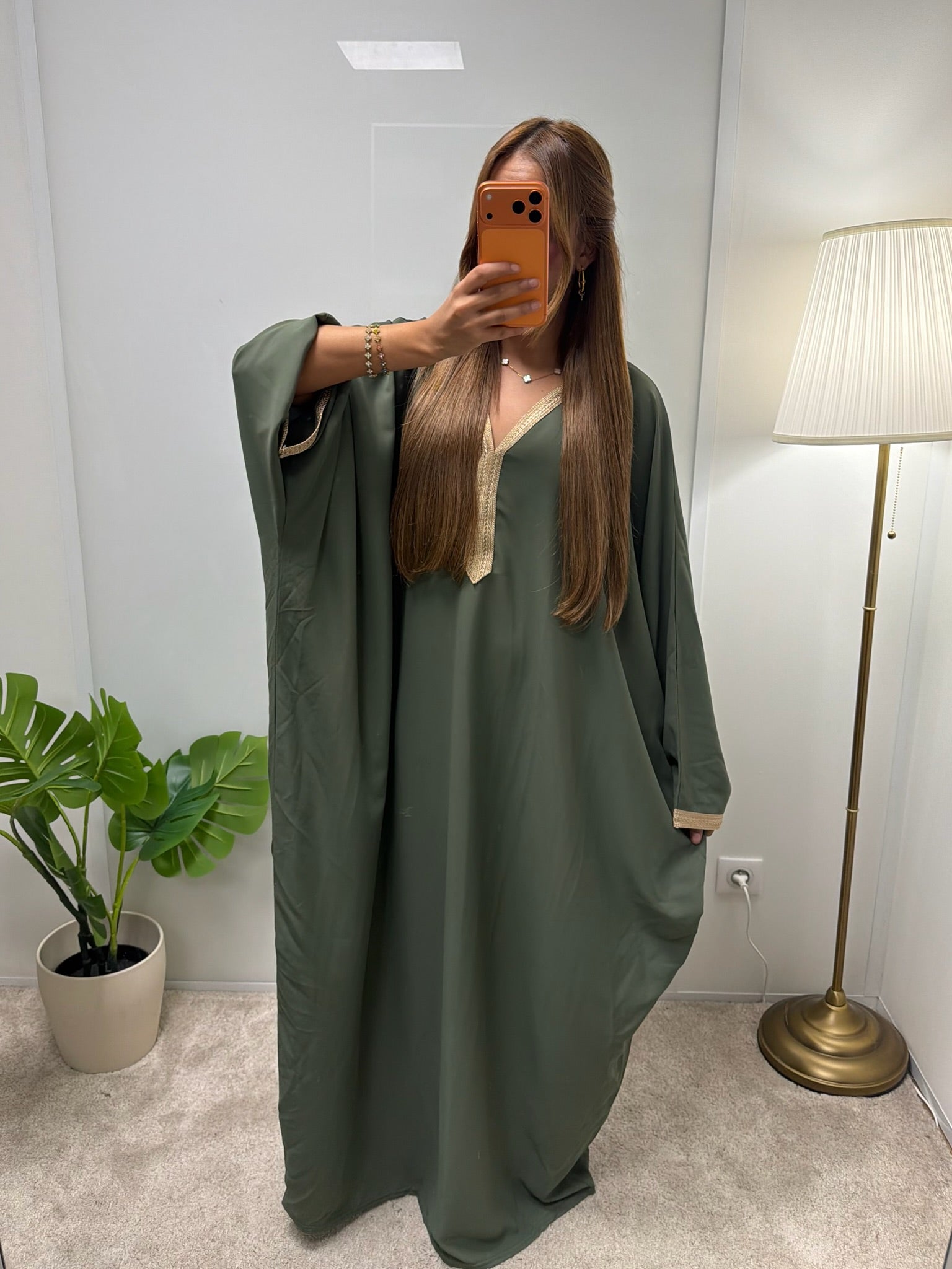 Abaya Laura