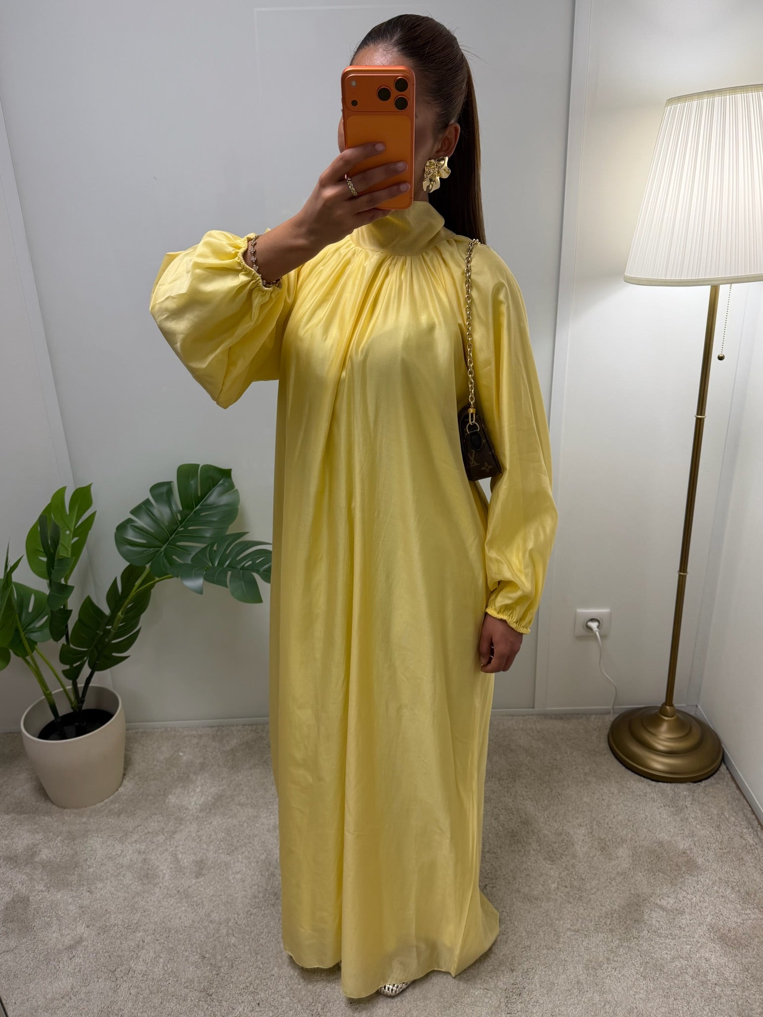 Robe Hajar