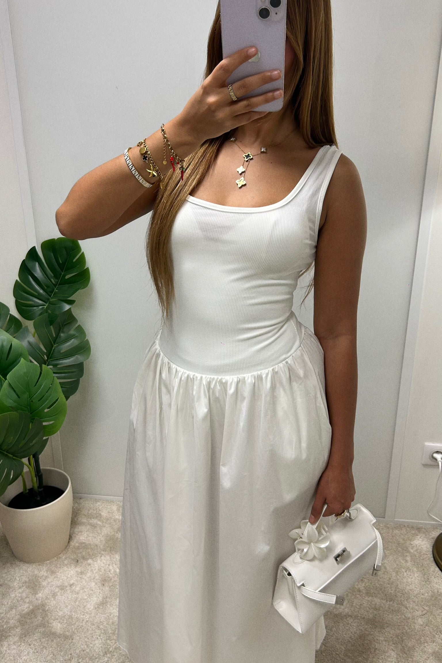 Robe NITA