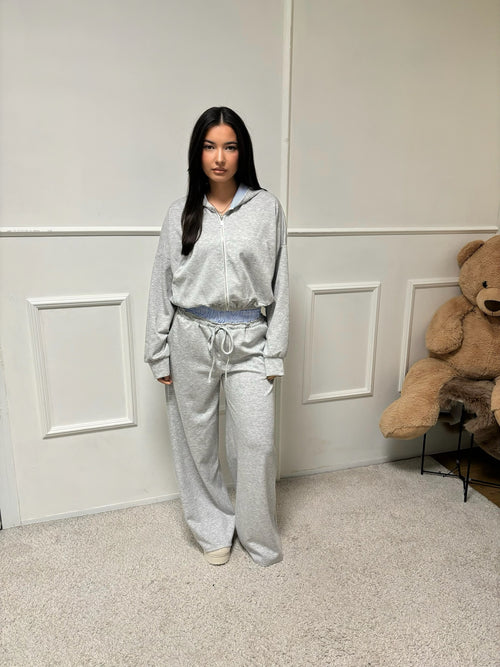 Ensemble jogging à capuche Malya [gris]