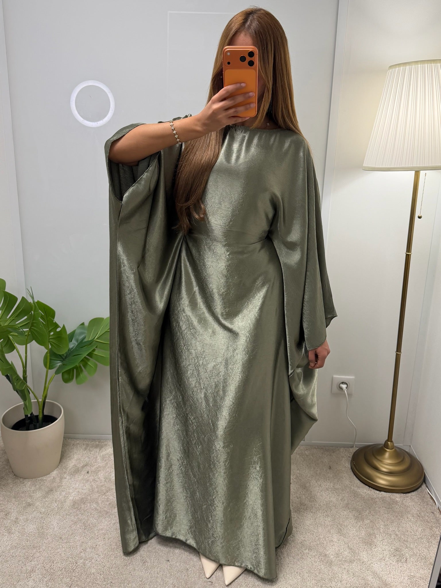 Abaya Laïna