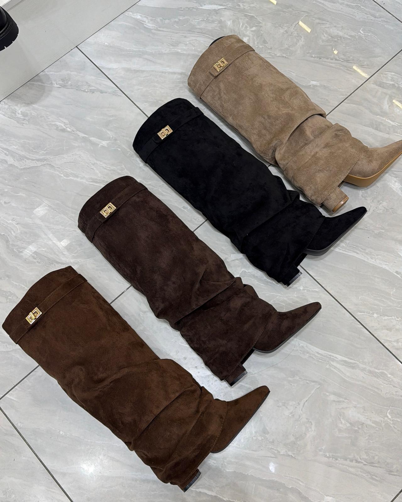 Bottes cavalières en daim RYM