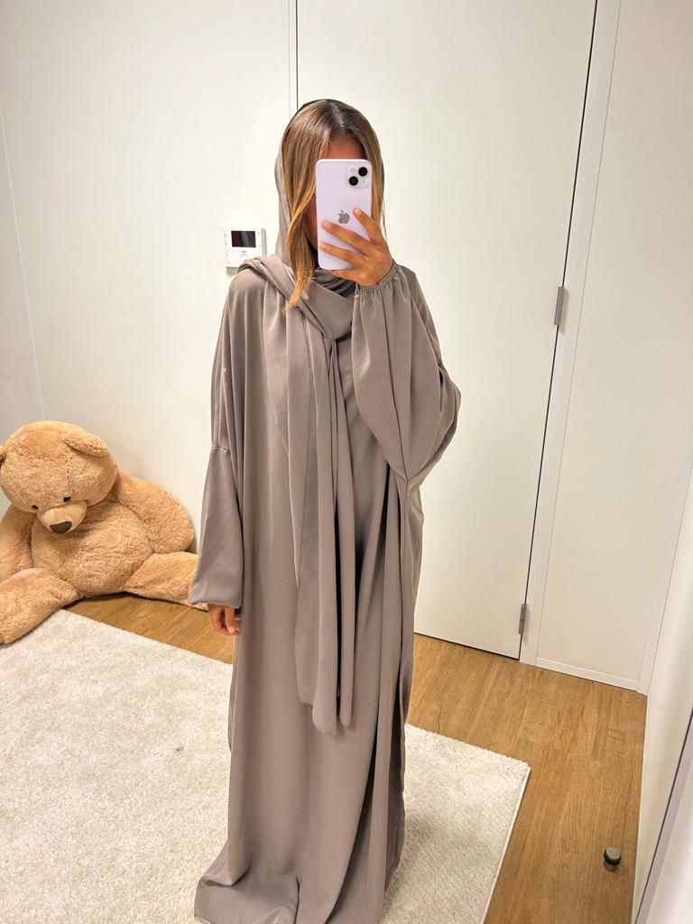 Abaya Iliana foulard intégré